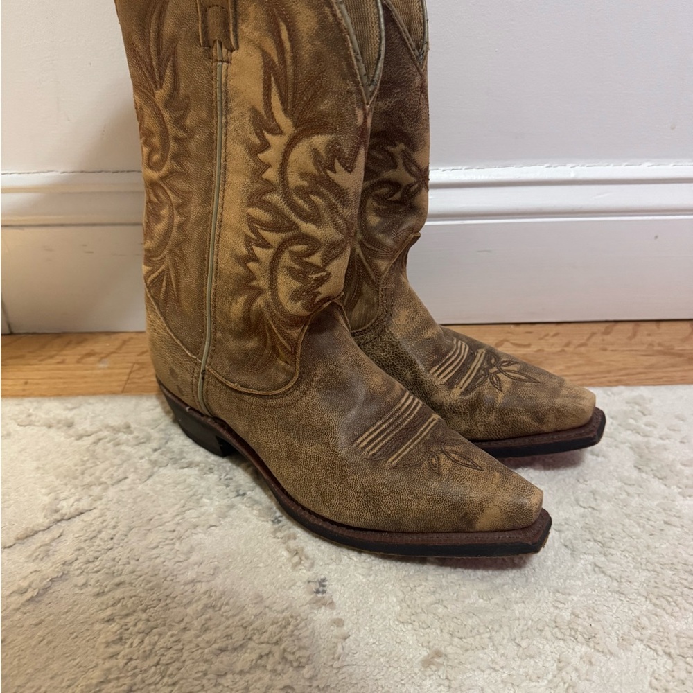 Dingo Brown Western Heeled Boots